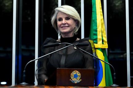 MORRER NINGUÉM VAI:  Ex-senadora critica movimentação do PL e volta a defender o hora/salário