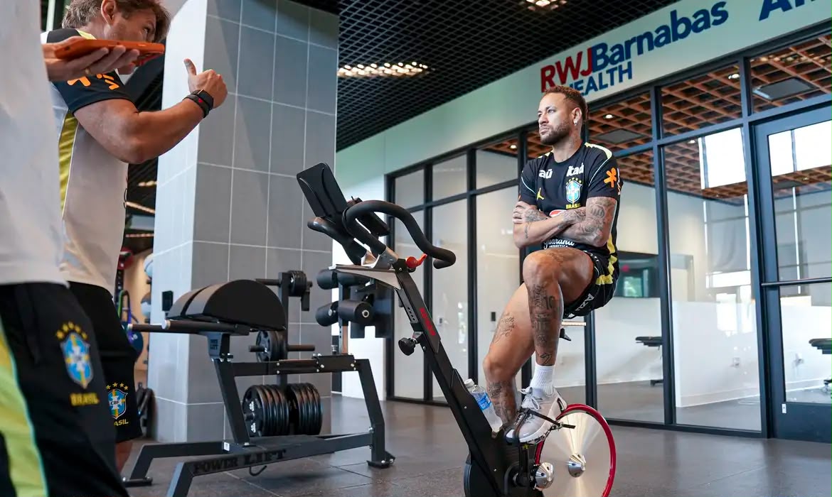 Copa do Mundo: exames de Neymar apontam boa evolução , afirma CBF