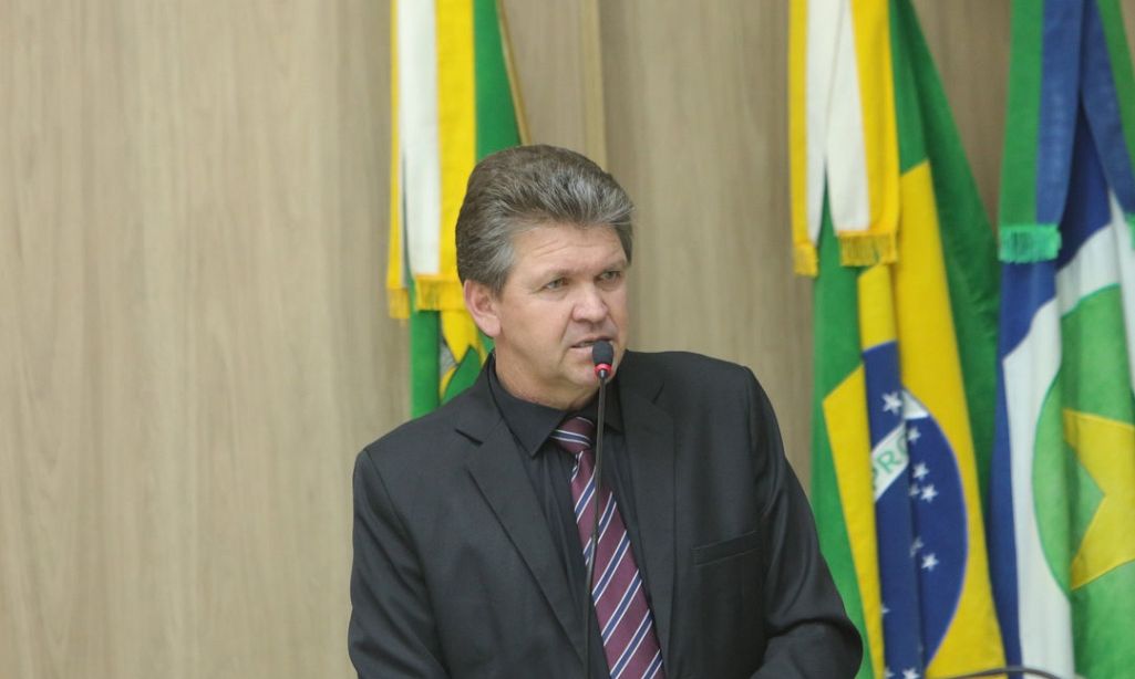 O Vereador Enio da Brígida sugere melhorias para segurança no trânsito em Sinop