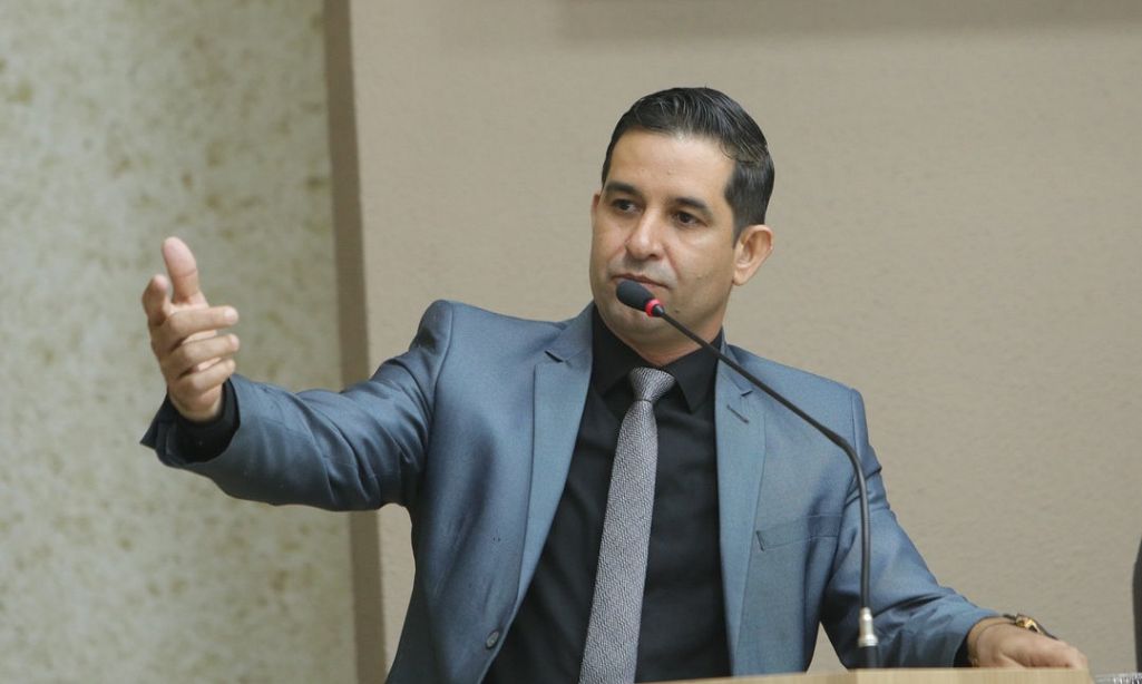 Moisés do Jardim do Ouro homenageia Comademat com Moção de Aplauso
