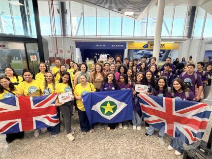 MT no Mundo leva 100 estudantes da Rede Estadual para intercâmbio de 21 dias na Inglaterra