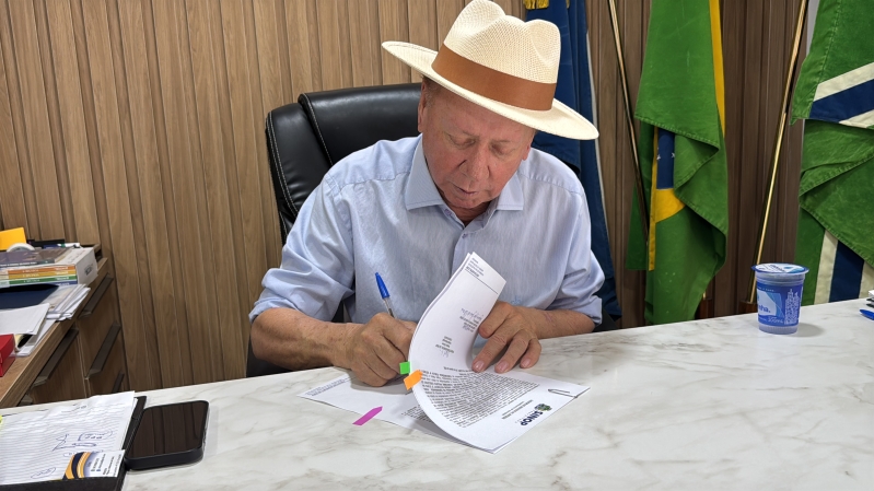 Prefeito Roberto Dorner autoriza obras da fase 2 no Parque Jardim Botânico