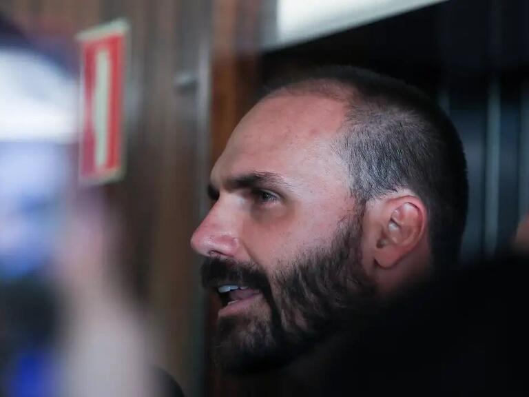 Primeira Turma do STF mantém condenação de Eduardo Bolsonaro