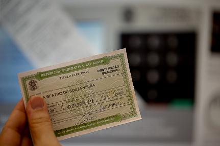 ESTREIAM NAS URNAS:  Mais de 100 mil jovens de MT vão votar pela primeira vez em 2026