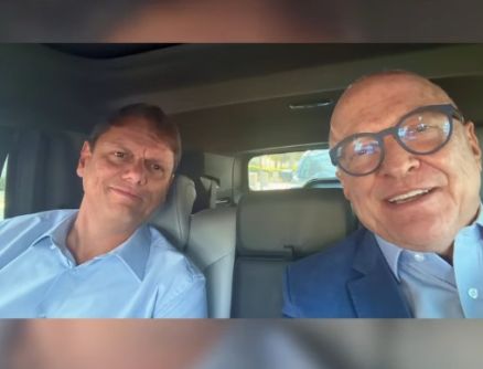 Pivetta encontra Tarcísio e diz: O cara que expulsou WF do DNIT