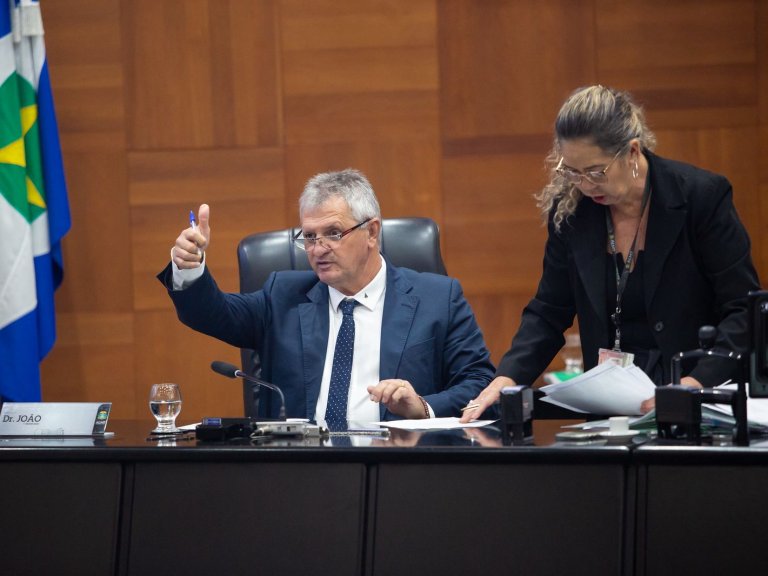 Veja os deputados estaduais eleitos e reeleitos em Mato Grosso Sinop  reelegeu apenas um  Dilmar Dal Bosco ((União) com 56.294 Votos
