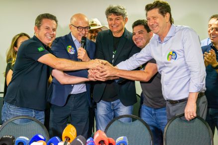 Políticos de direita de MT se unem em apoio a Flávio: É 22 neles