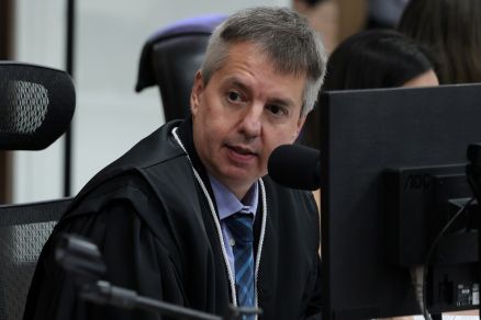Juiz mantém demissão de PM por perseguição e tiros após briga
