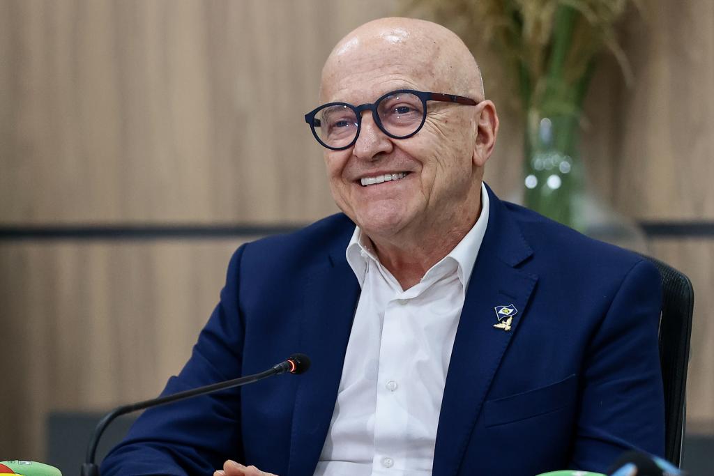 DIA DO SERVIDOR PÚBLICO Governador transfere ponto facultativo do dia 28 para sexta-feira (30)