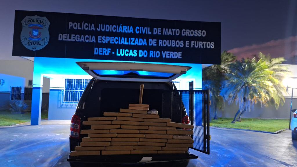 LUCAS DO RIO VERDE: Polícia Civil localiza depósito de facção em mata e apreende 40kg de drogas