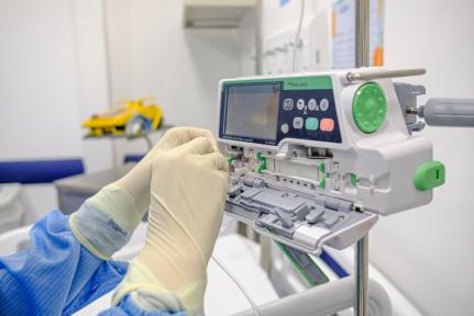 Família alega negligência de hospital após grávida com Covid-19 perder bebê e morrer