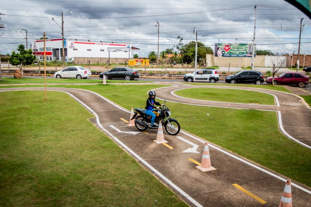 Detran-MT retoma aplicação de prova prática no interior com bancas volantes