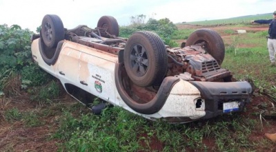 Caminhonete com prefeito e assessor de Juara capota após aquaplanar na BR-163