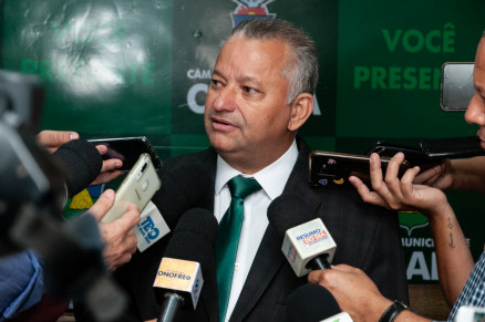 Câmara aprova aumento de salário de vereadores para R$ 18,9 mil