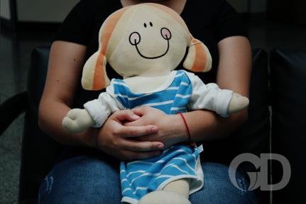 Abuso: Preso rapaz que namorava menor de 13 anos e abusava a irmã dela; mãe também foi presa