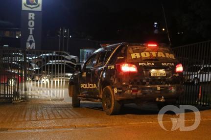 Três assaltantes são mortos pela Rotam durante furto em loja de Várzea Grande