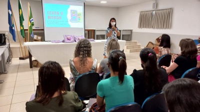Secretaria de Educação promove capacitações com profissionais da educação municipal