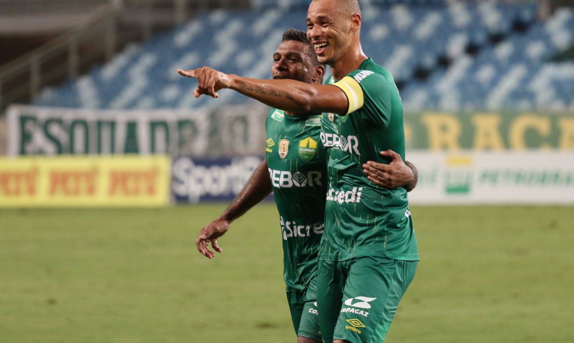 Série B: em duelo por vaga no G-4, Cuiabá vence Juventude