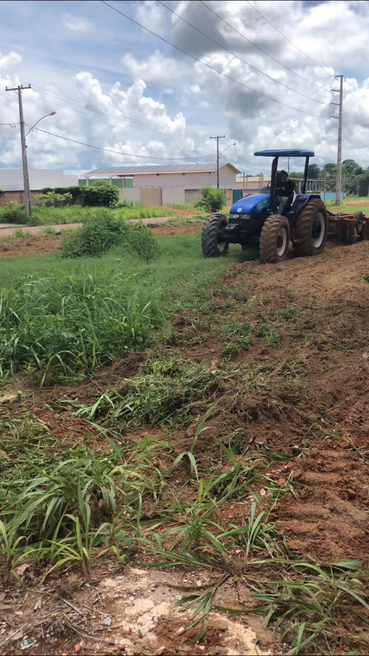 Prefeitura de Sinop inicia limpeza de áreas institucionais do município