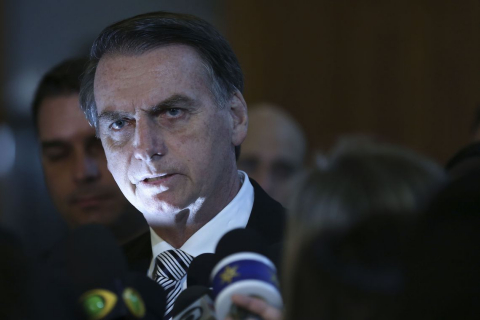 Transição vai sugerir atos de Bolsonaro que deixarão de ter sigilo de 100 anos