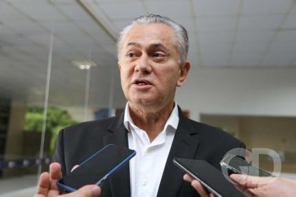 O desembargador  Orlando Perri, do Tribunal de Justiça de Mato Grosso, citou que o prefeito Emanuel Pinheiro tentou burlar uma ordem judicial 