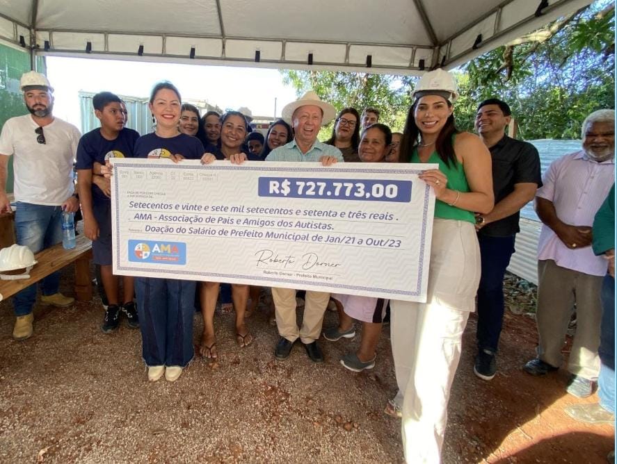 Compromisso cumprido!  Prefeito de Sinop cumpre promessa e doa mais R$ 727 mil de seu salário a instituição dos autistas.